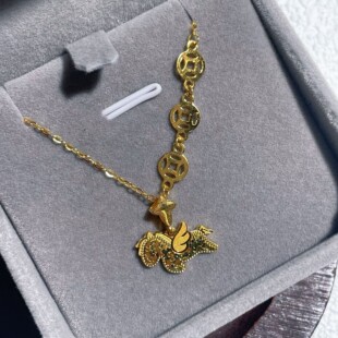 s925纯银镀黄金色新款小飞马项链2026年生肖马独角兽本命年锁骨链