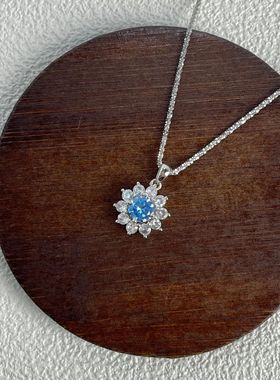 s925纯银新款时尚太阳花蓝色宝石锆石吊坠项链女欧美风菜花链饰品