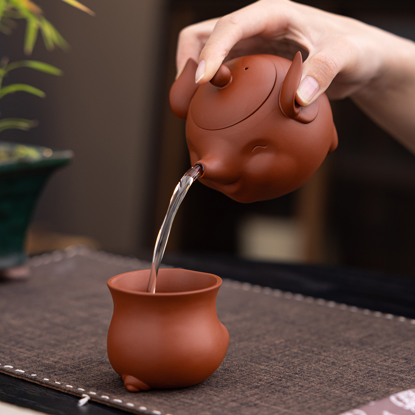 东方美瓷手工诸事如意紫砂猪猪壶旅行户外便携茶壶茶杯功夫茶具