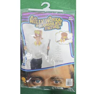 儿童旺卡帽子和金奖券