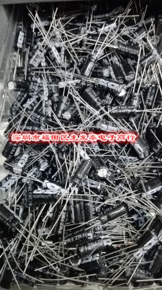 电解电容25V220UF/25V 6X12  FMZ国产正品 一包1k起拍 45/K