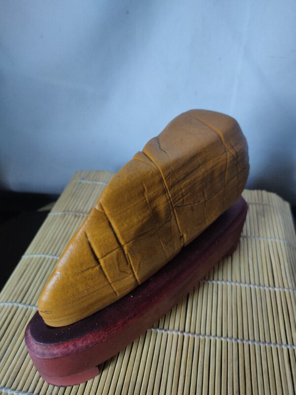 松花石,长白山松花石,产地天然奇石,带底座包邮.