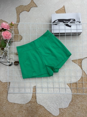 高端时尚简约百搭款高腰显瘦休闲短裤女夏季款修身显瘦