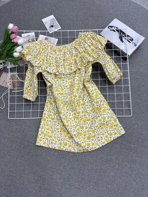 新款韩版时尚百搭显瘦碎花A版连衣裙女设计感小众修身小清新裙子