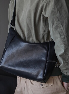 古造真皮单肩斜挎包男士植鞣头层牛皮简约休闲hobo大容量机车背包