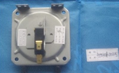 美的燃气热水器风压开关JSQ12-6QF3/G16-8C/Q20-10HR/10HB