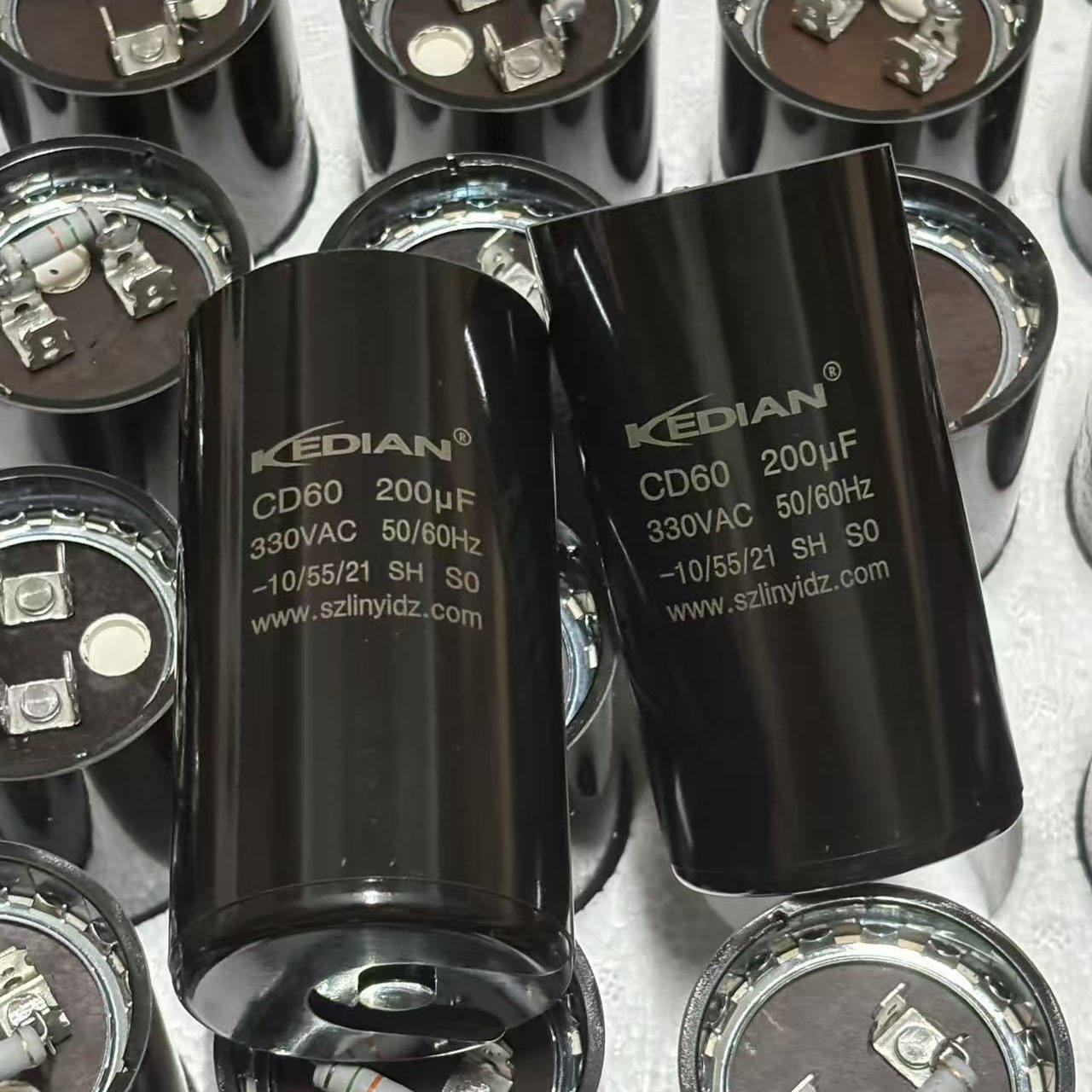 CD60举升机启动电容200UF330VAC