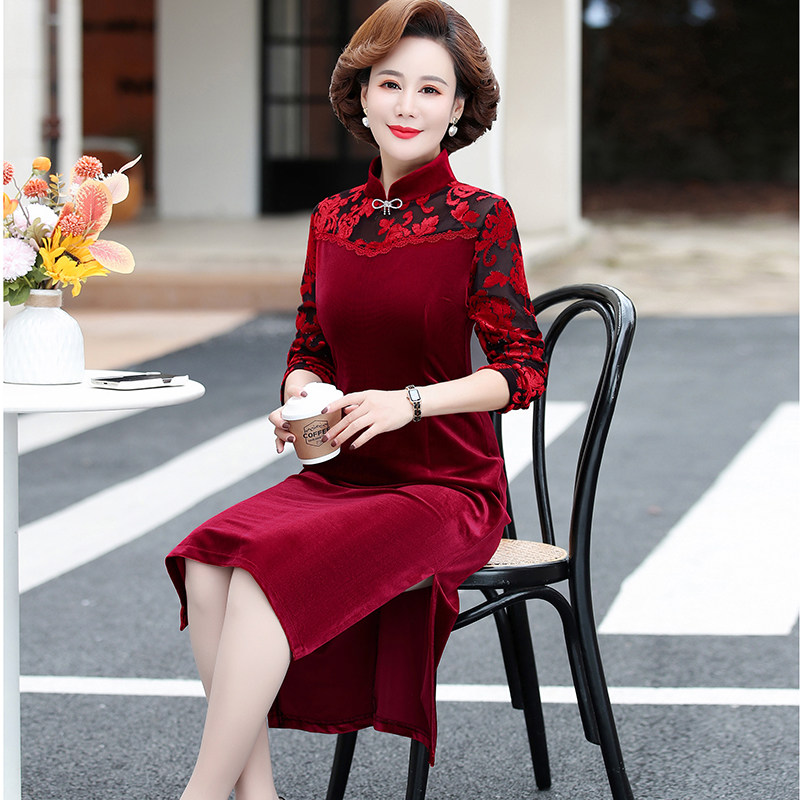 妈妈春秋长袖连衣裙2023新款中老年女装
