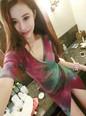 春秋新款夜场主播女装蜡染撞色性感低胸深V领紧身开叉包臀连衣裙