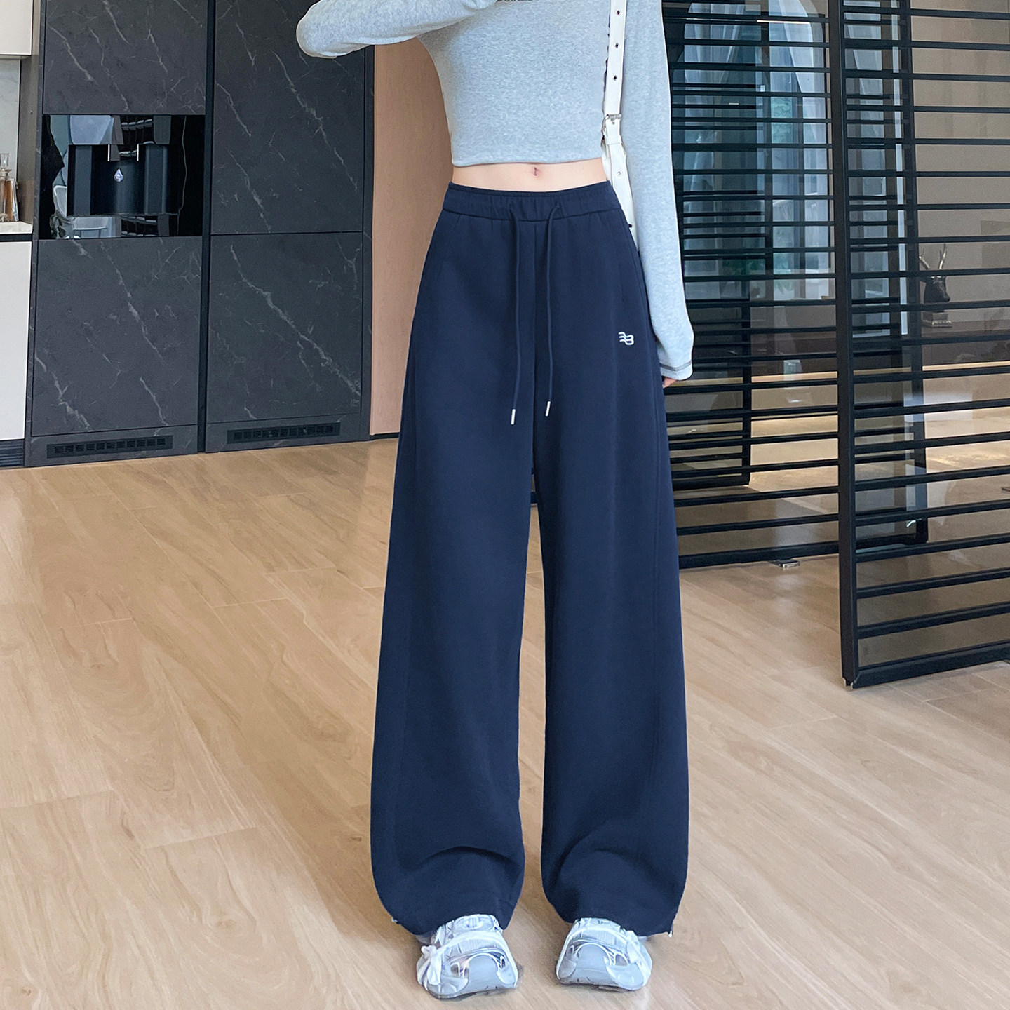 高腰阔腿卫裤女春秋2026年新款宽松显瘦休闲百搭两穿运动弯刀长裤,女装/女士精品,休闲裤,淘宝优惠券,粉丝福利购,淘宝优惠卷