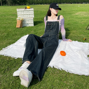 韩系宽松显瘦直筒复古连体阔腿裤 新款 女春秋季 盐系减龄牛仔背带裤