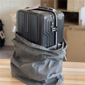 shi上最轻 1.9KG碳纤维行李箱出口日本静音登机箱托运男女拉杆箱