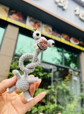 玩偶纯手工钩织DIY长脖子树懒书包挂件室内装饰送朋友闺蜜礼物