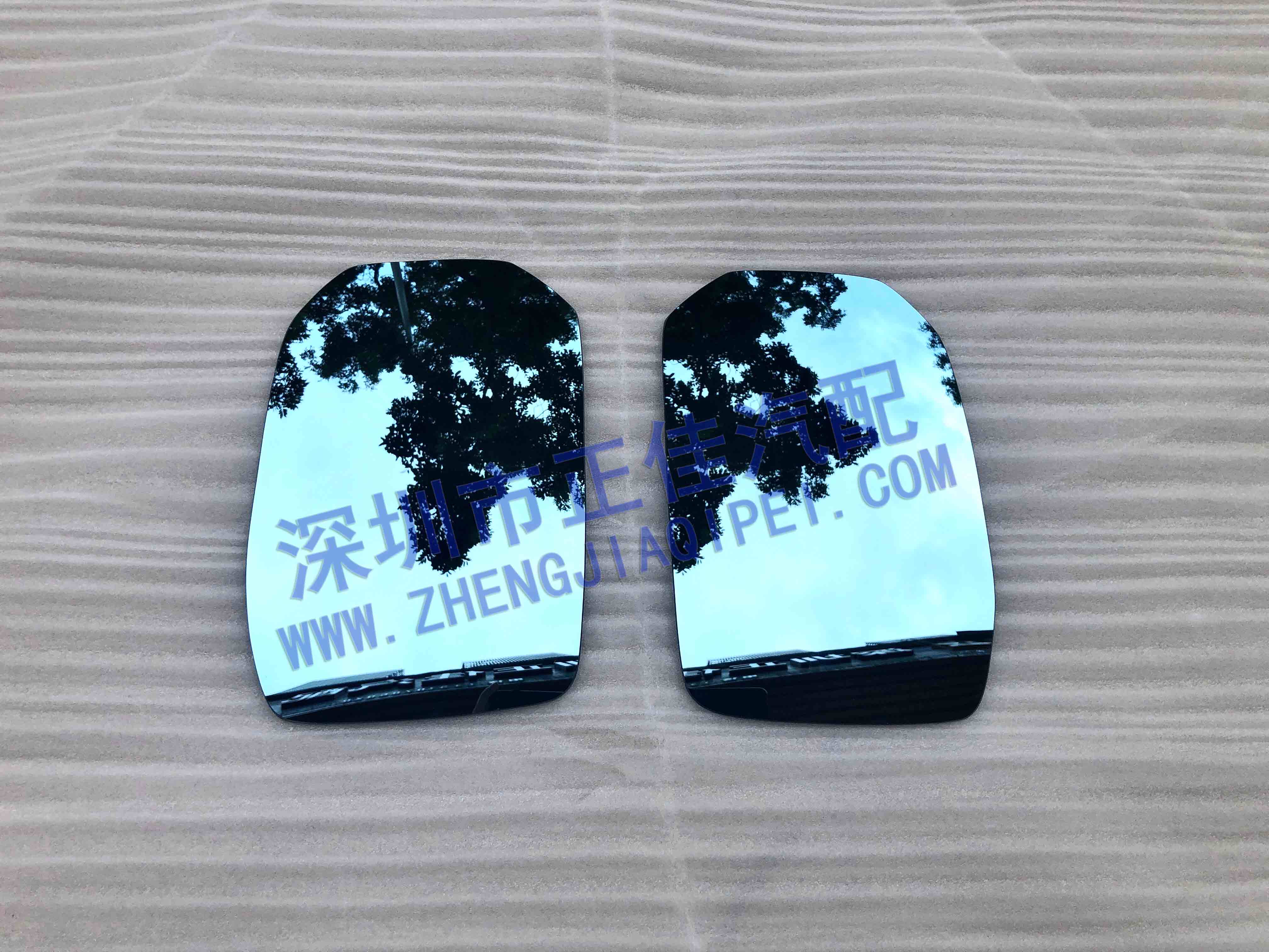 HIACE 300 시리즈 2019 광각 반전 렌즈 백미러 렌즈 노란색 및 파란색 렌즈 홍콩 버전 19개 모델