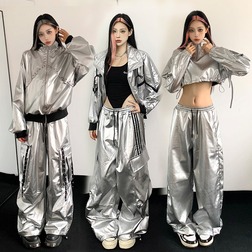 Kpop女团亮面银色舞台表演出套装