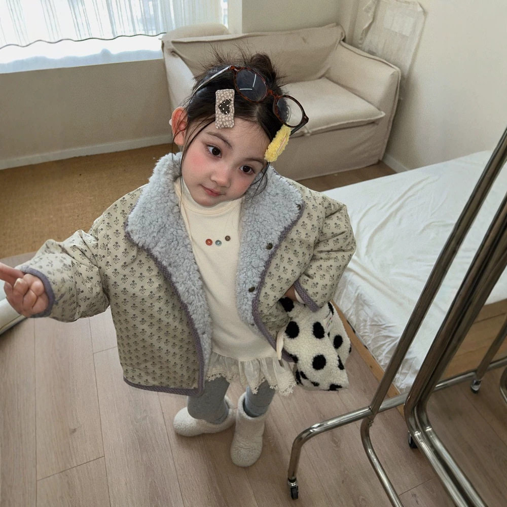 女童两面穿外套2026冬新款女宝高品质毛毛衣儿童保暖碎花韩系棉衣