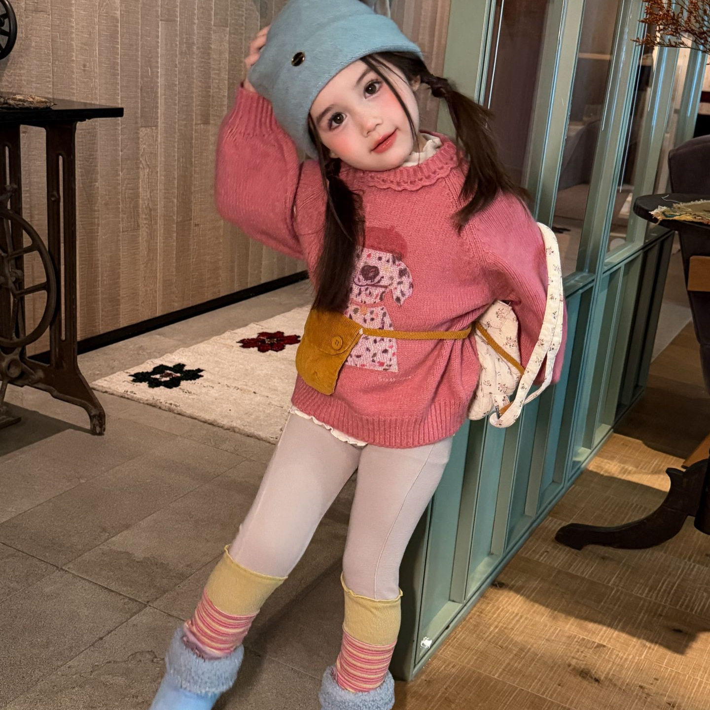 韩系秋装 童装 2026秋季新款 韩版女童可爱狗狗印花毛衣 圆领毛衣