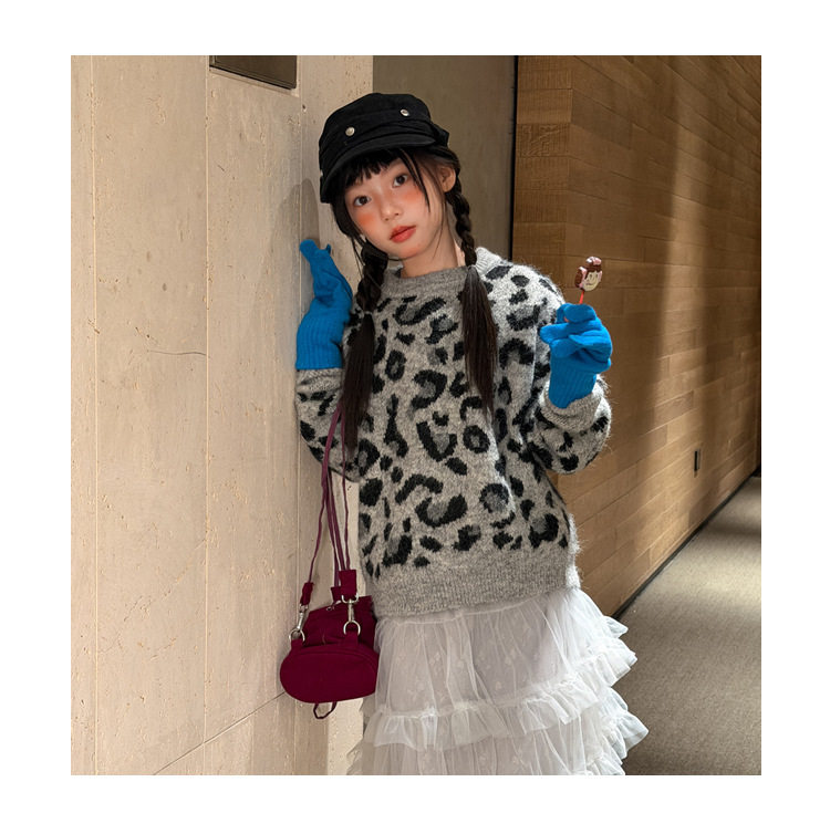 韩系新女童2026秋款韩版豹纹套头毛衣儿童复古宽松圆领针织上衣潮