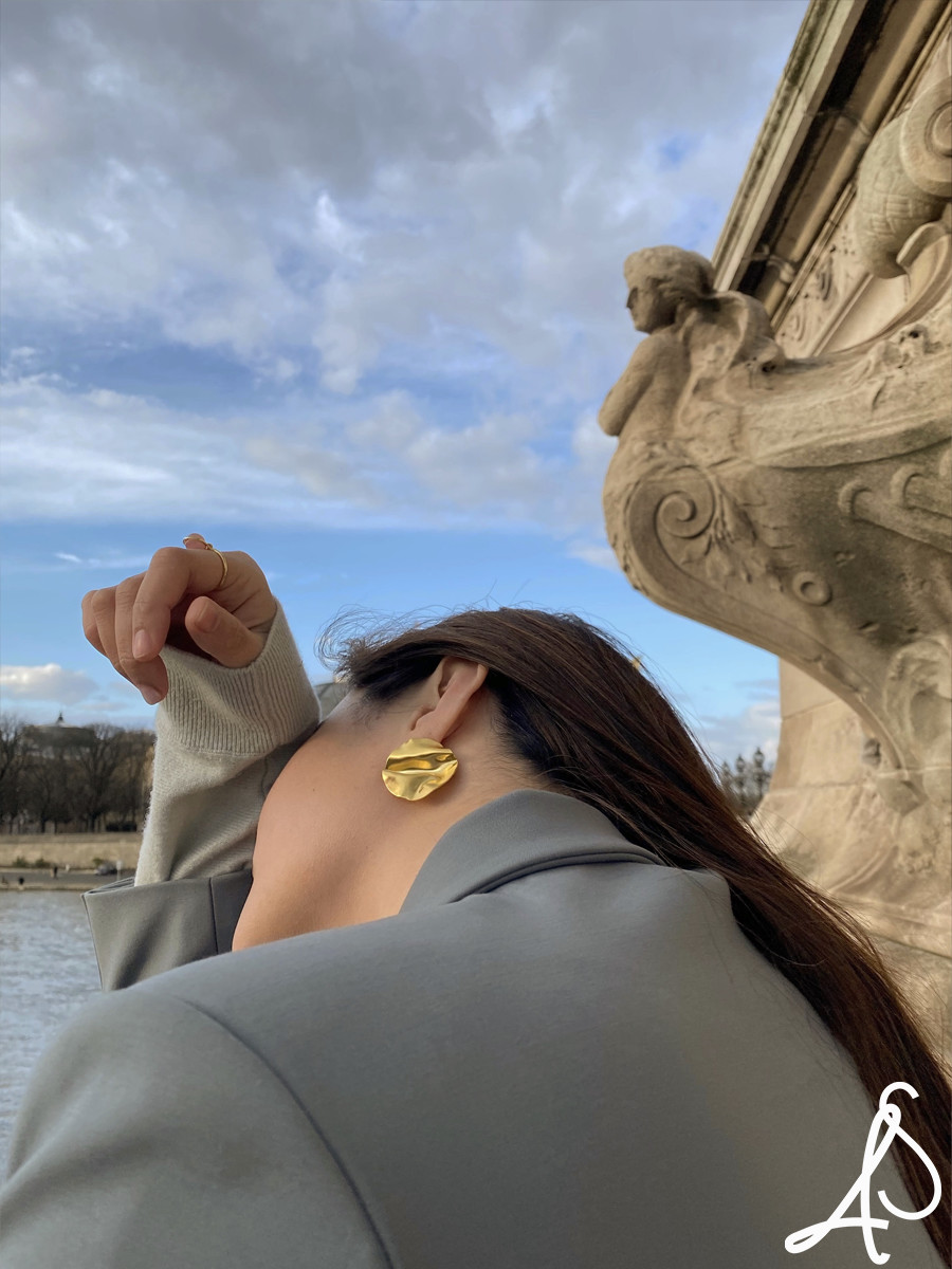LaSerenidad复古褶皱圆形耳环女图片
