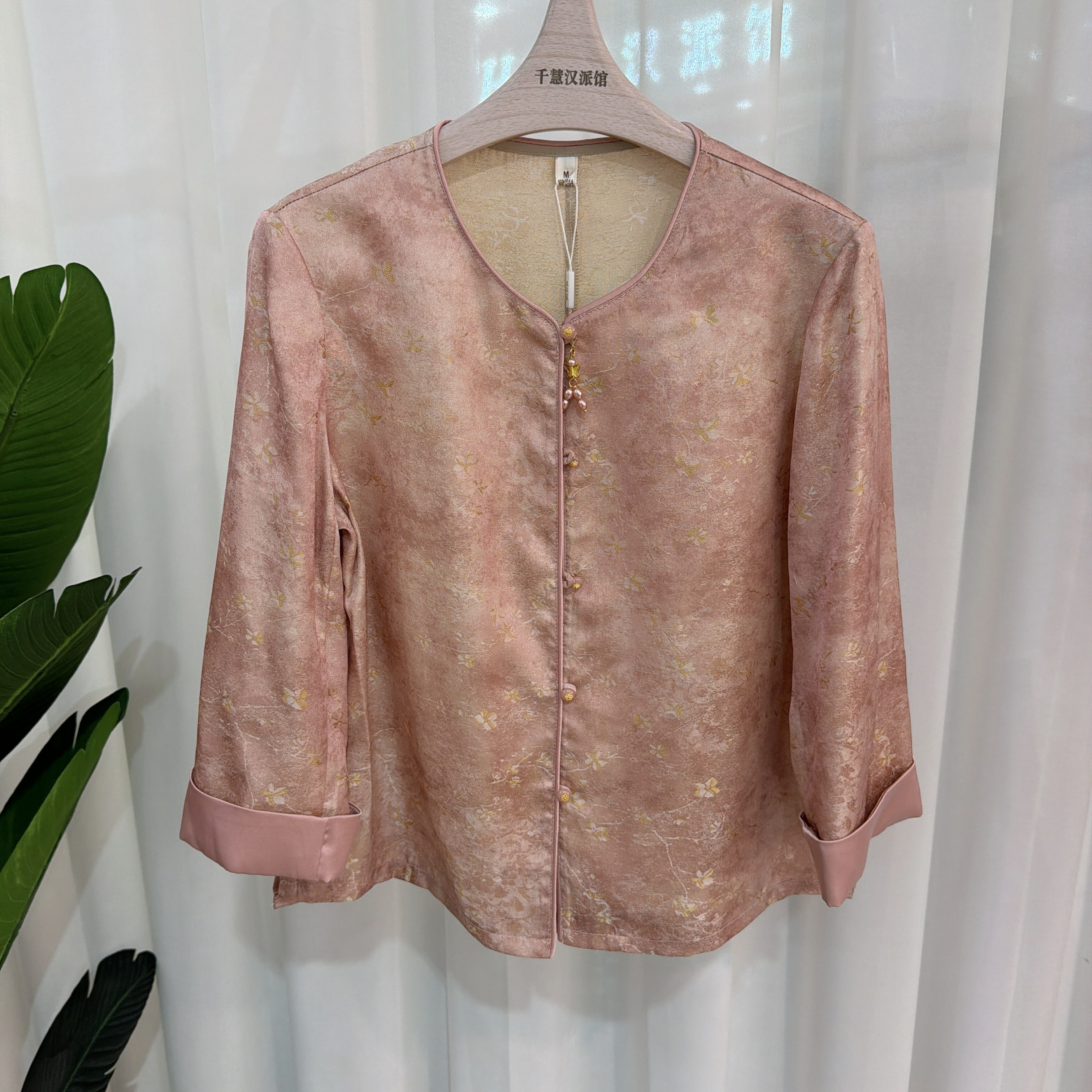 K1026时尚外套女短款提花国风气质上衣百搭2026春季专柜同款