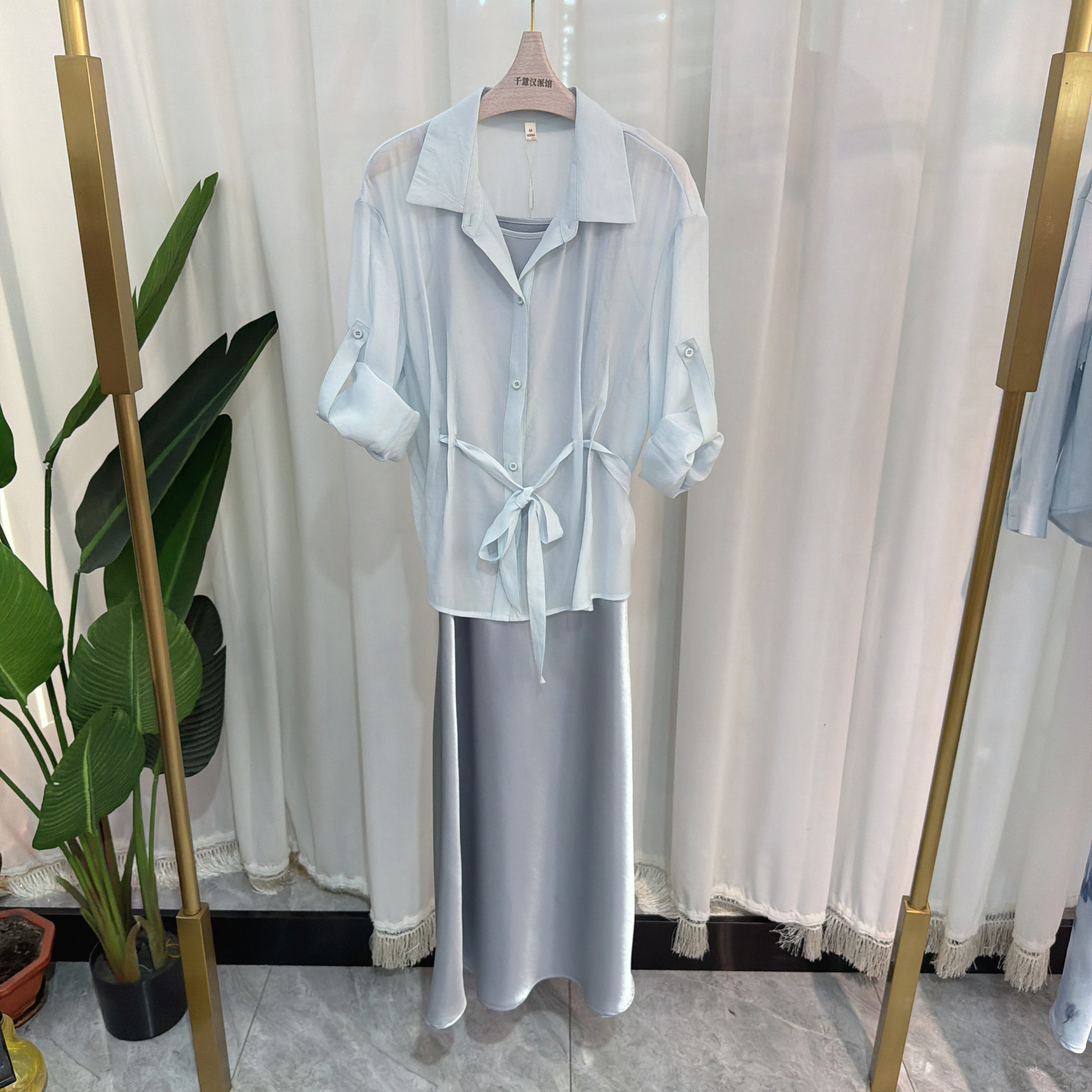 26YZW-B111套裙女系带衬衫吊带裙