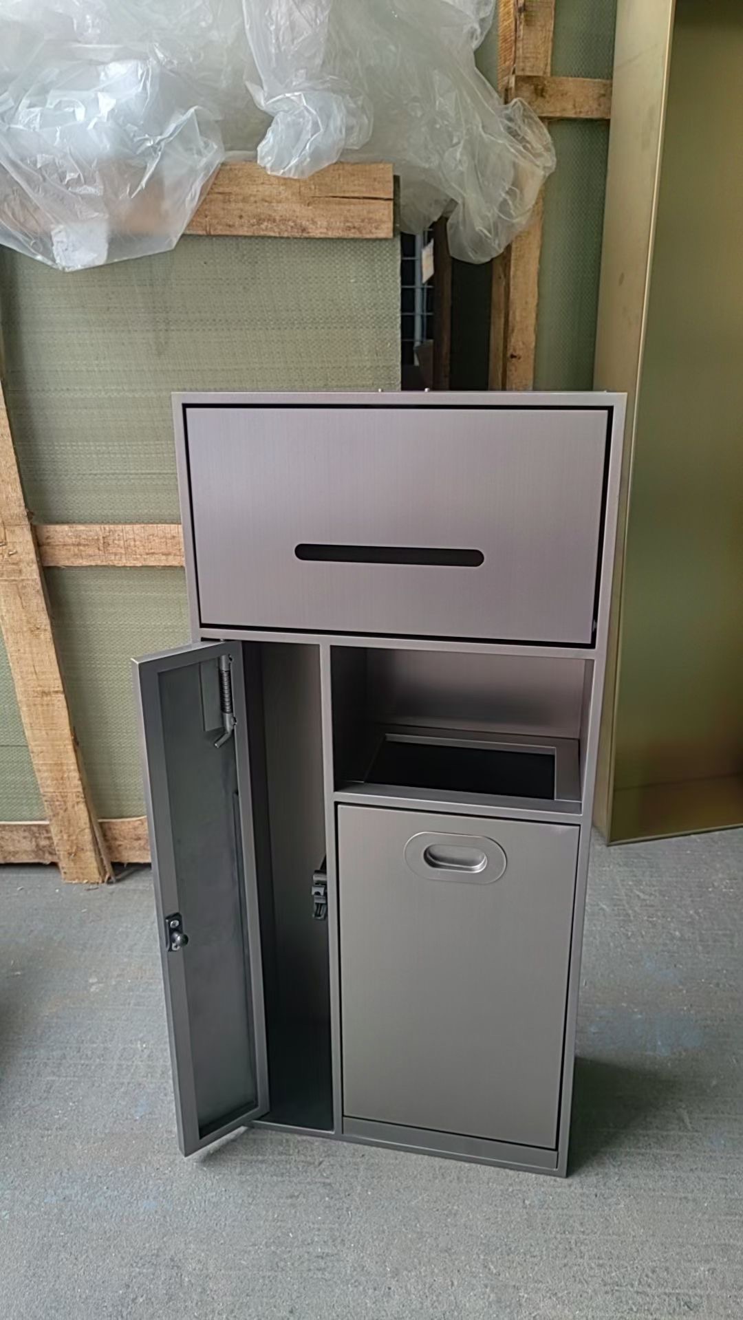 不锈钢内嵌式壁龛浴室收纳柜定制