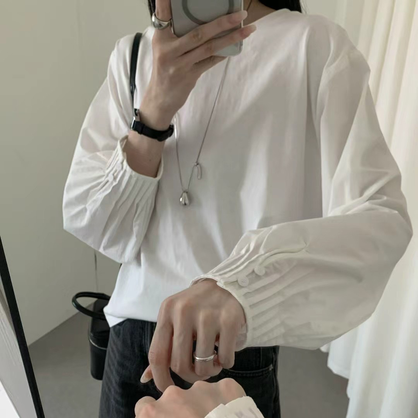 文艺简约风琴褶拼接长袖白色T恤女宽松圆领套头小衫叠穿打底衫 秋