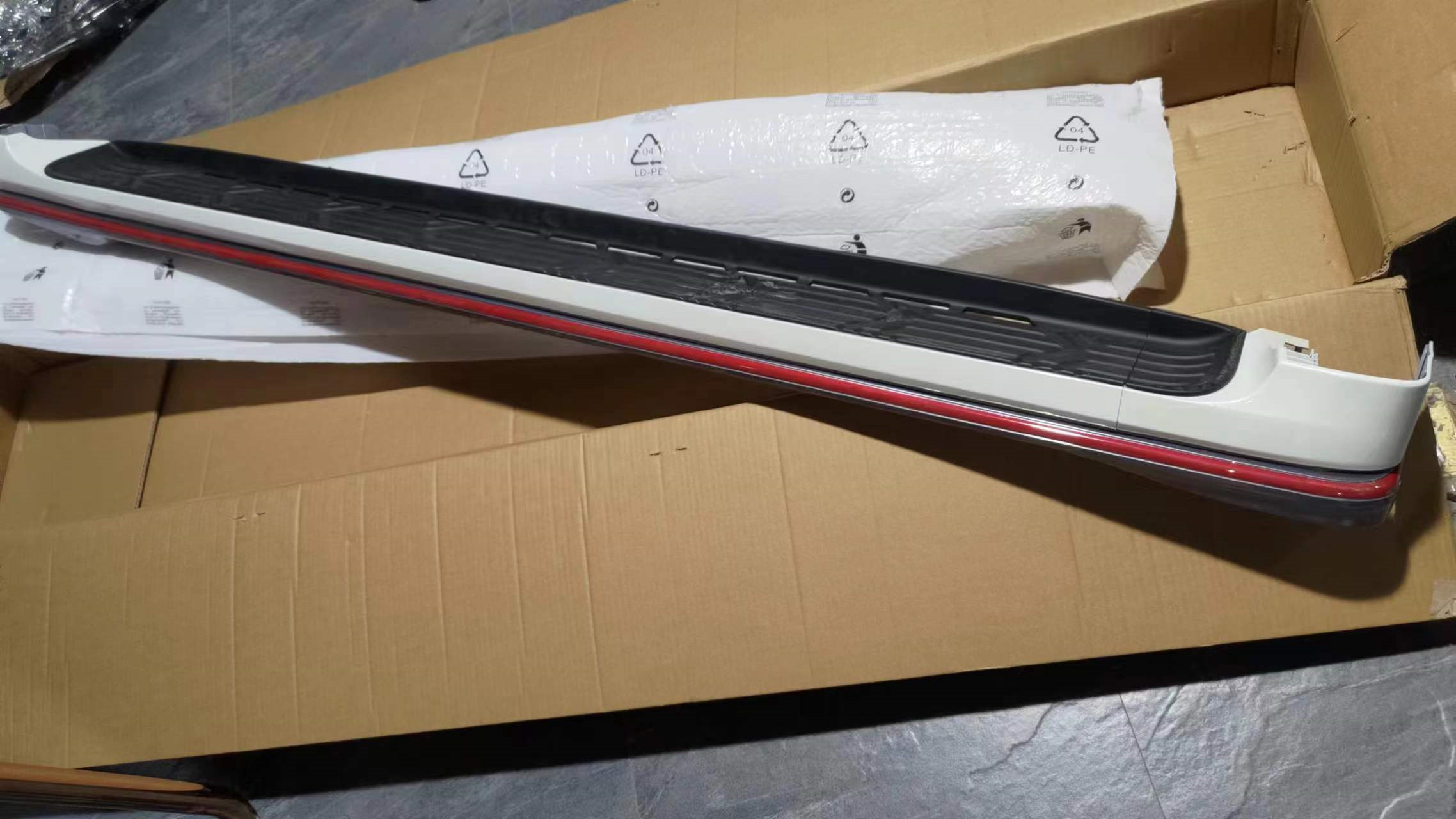 适用于尼桑途乐Y62nismo尼斯莫改装踏板分段式