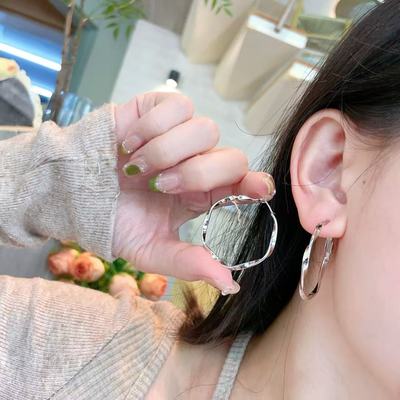 欧美夸张新款耳环小众设计银色