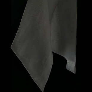 cicidream 肃穆典雅,加分距离感气质单品 细麻围巾