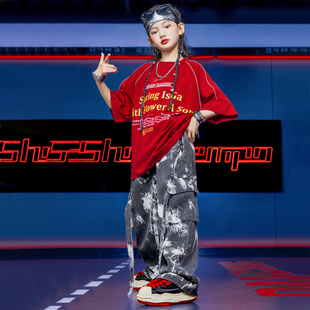 红色儿童爵士舞演出服女童街舞t恤短袖上衣男童嘻哈炸街潮酷服装