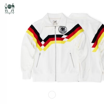 十贰码90S德国复古卫衣