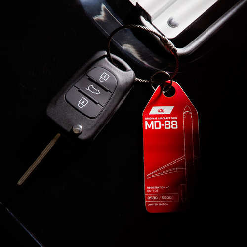 德国AviationTag西班牙伊比利亚航空MD88飞机蒙皮限量钥匙扣挂件
