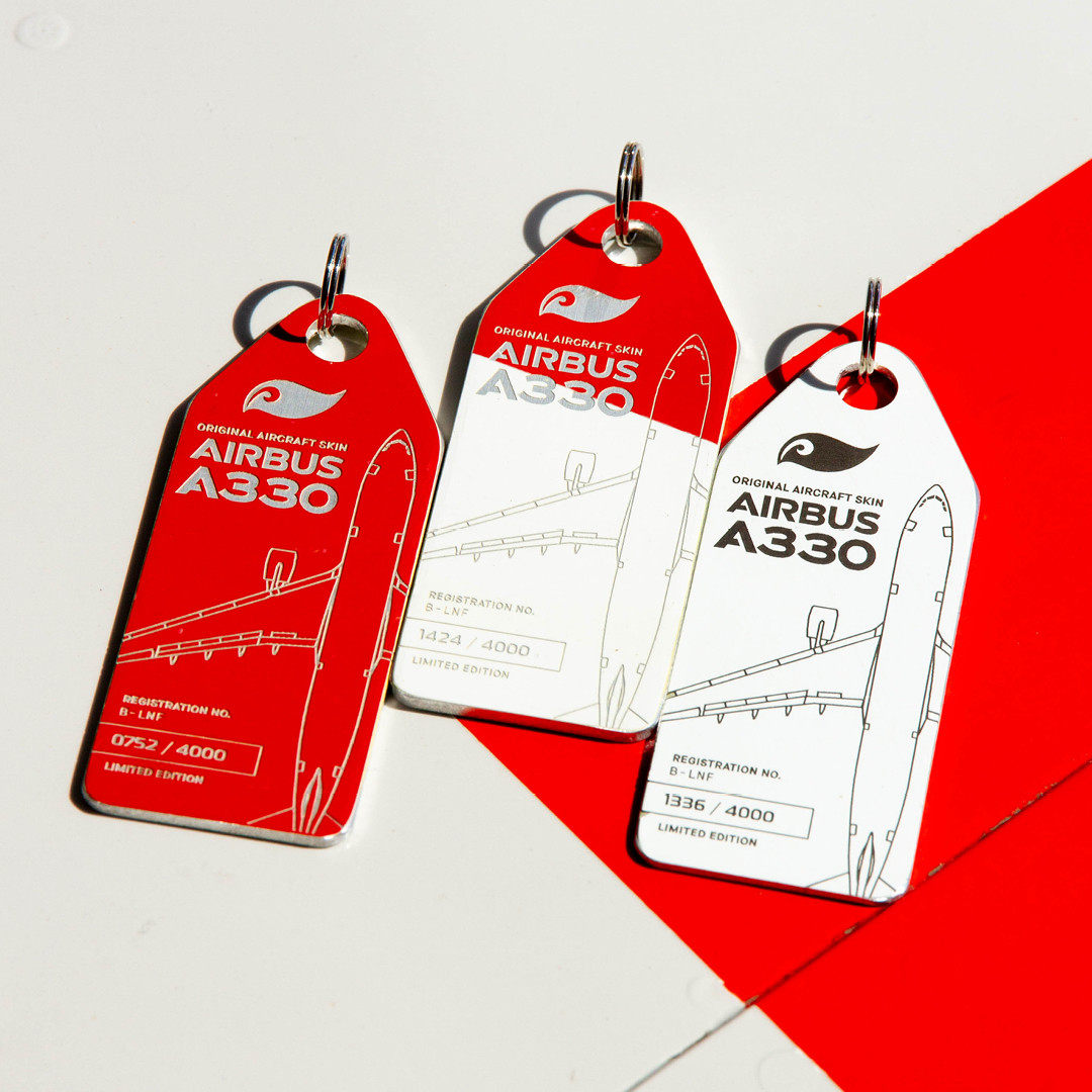 德国Aviationtag中国香港航空A330空客飞机蒙皮钥匙扣行李牌文创