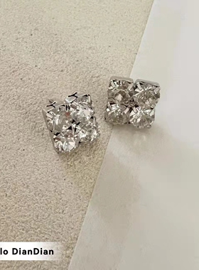 Hello DianDian 韩国设计师复古小香风港式简约四叶草形耳钉环