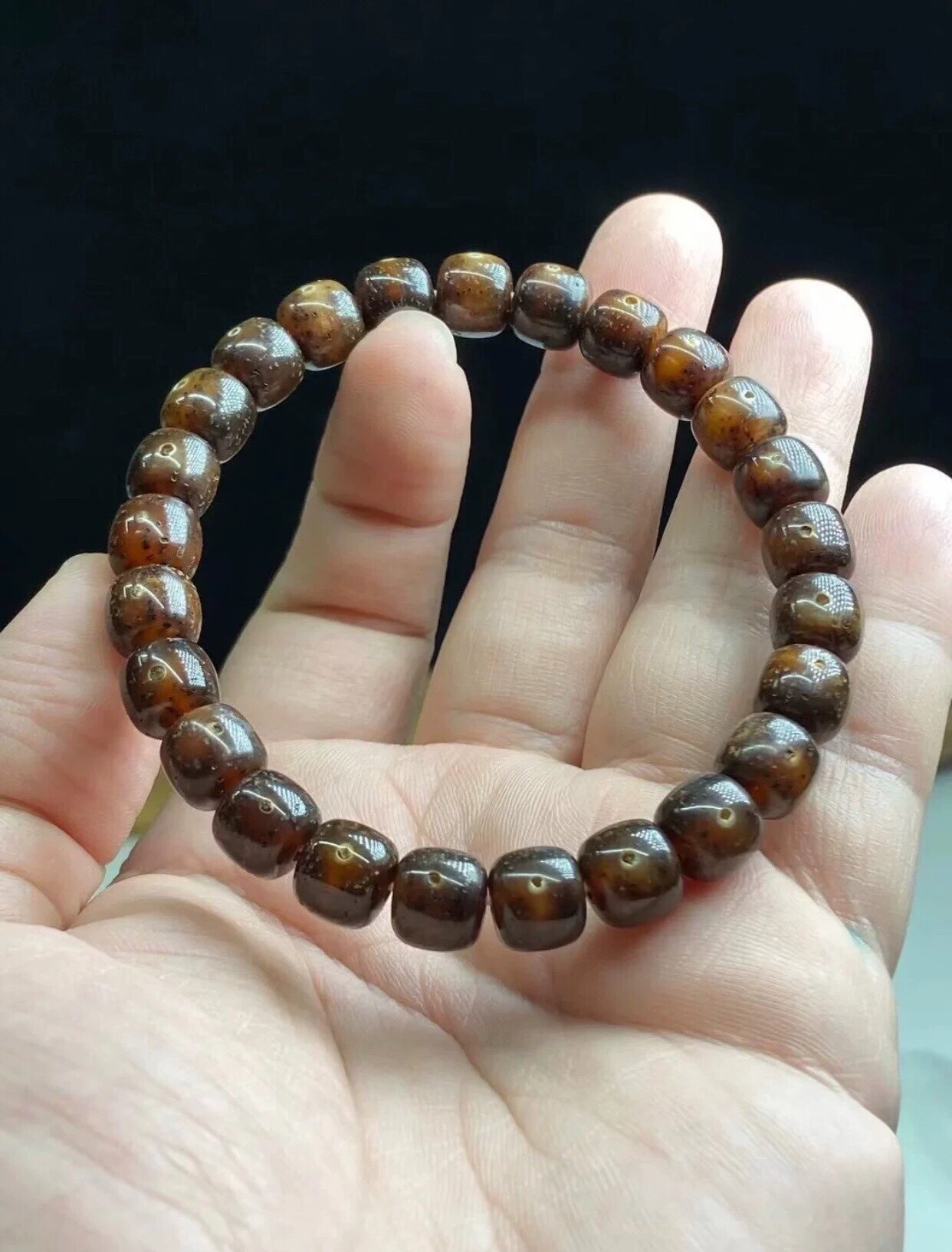 海南毛感料陈籽玉化黑金虎皮纹黄虎皮果冻7X8桶珠小细星单圈手串