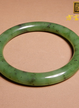 俄罗斯老坑料碧玉猕猴桃60mm手镯