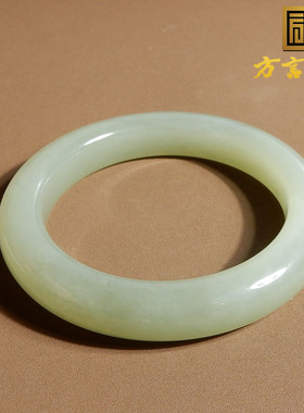 美美哒方言品牌和田玉精品青海老坑翠青底56.9mm正装女神手镯A2