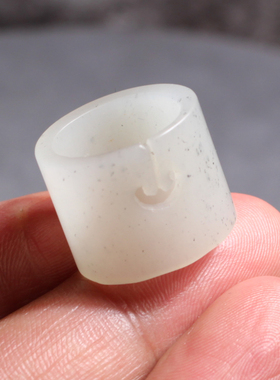 方言和田玉精品大漏油润细腻新疆青花籽料14.5mm戒指玉石扳指A1