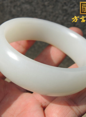 方言和田玉羊脂玉红皮手镯籽料镯