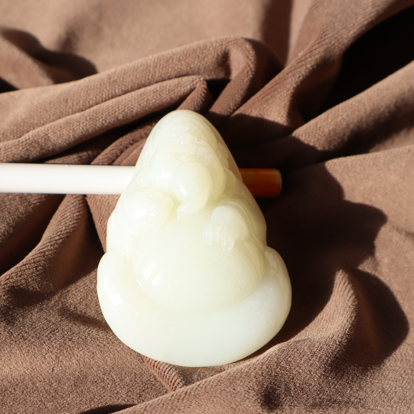 火爆方言品牌和田玉精品特惠俄罗斯白玉芭莎弥勒笑佛手把件挂件A2