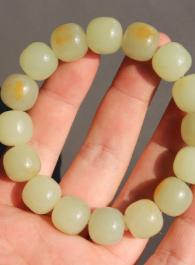 方言和田玉黄沁皮黄白玉籽料手串