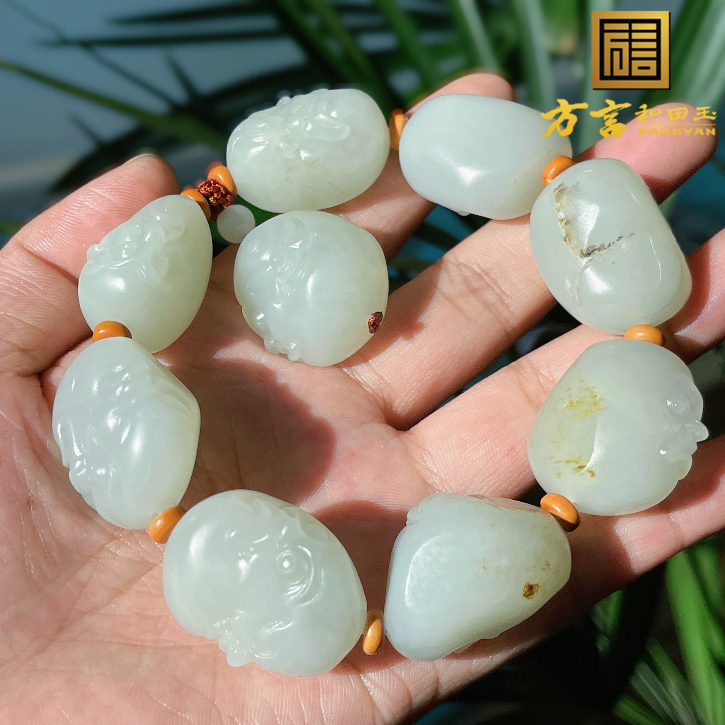 震惊方言精品和田玉新疆玉龙河特色挂金皮白玉籽料十八罗汉手串w1
