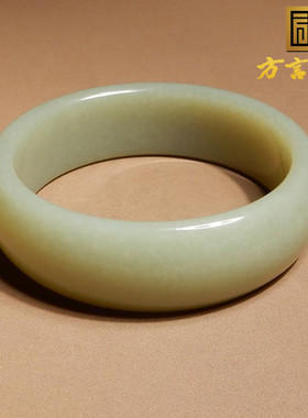 新疆细腻油润且末料蓝色基调手镯