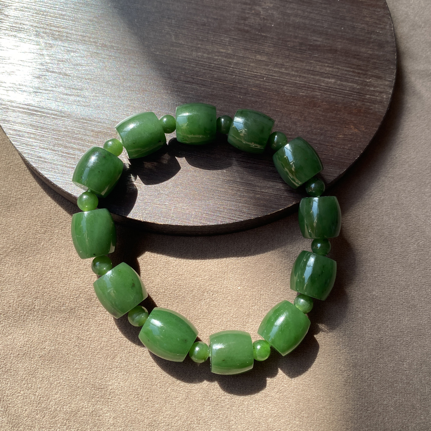 火爆了方言和田玉俄罗斯绿色名品油润细腻阳绿碧玉13mm鼓珠手串A2,珠宝/钻石/翡翠,手饰,淘宝优惠券,粉丝福利购,淘宝优惠卷