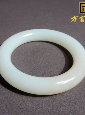 重量级方言品牌和田玉俄罗斯老坑料飘糖白玉内径卡55mm圆条手镯A5