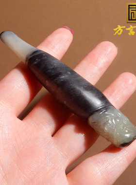 新疆意境青花籽料罗汉烟嘴手把件