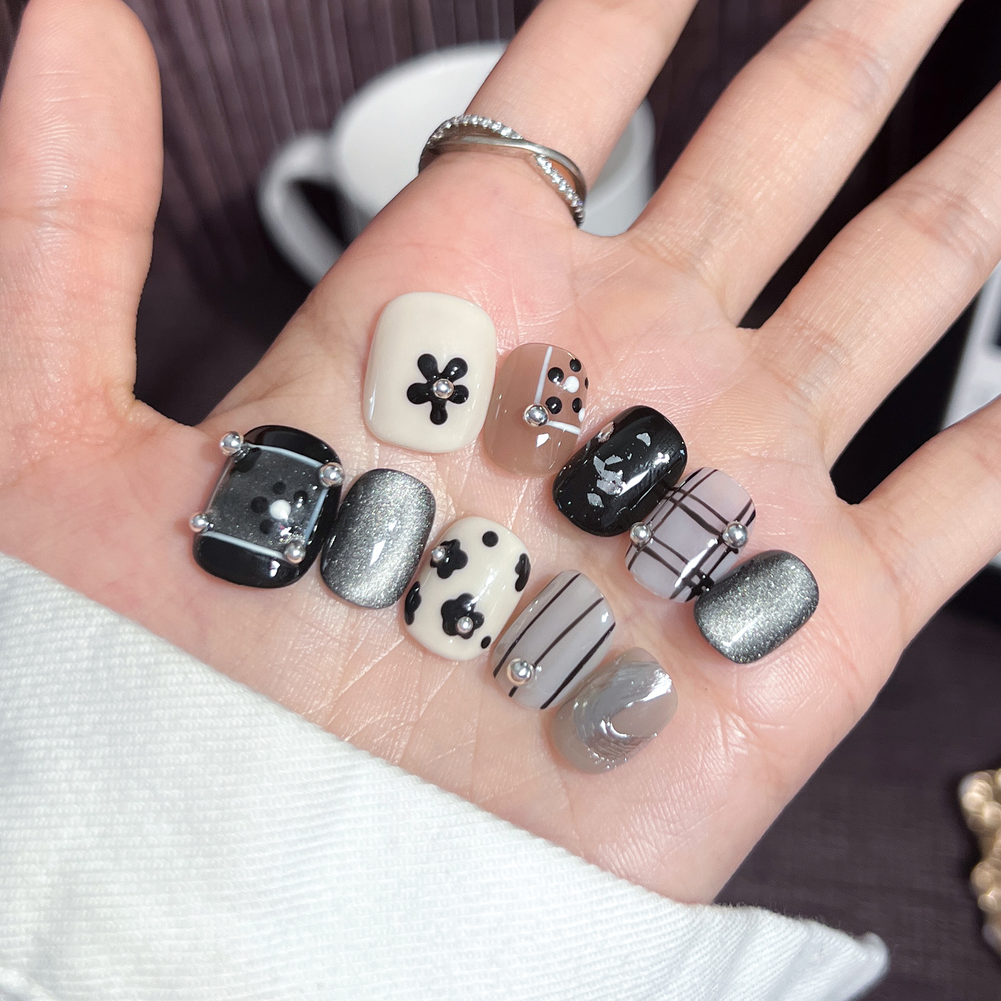 穿戴甲美盖纯手工冰透淡粉渐变