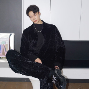 休闲时髦套装 衬衫 A452 6101 P145 个性 复古风丝绒压花长袖