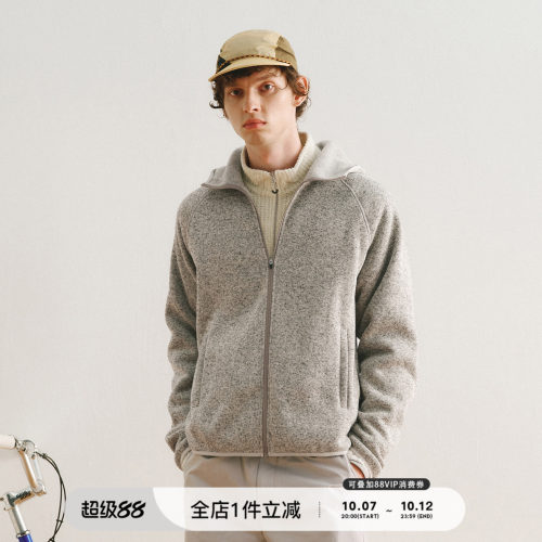 中间层针织抓绒衣软壳连帽夹克